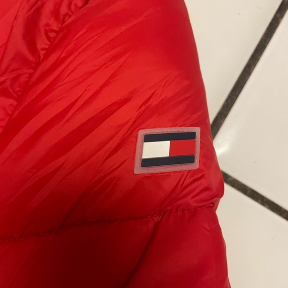 TOMMY HILFIGER red puffer winter jacket women’s XS / M NWT - Picture 7 of 12